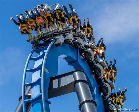 Exhilarating Loops and Twists: The Batman the Ride Magic Mountain coaster experience
